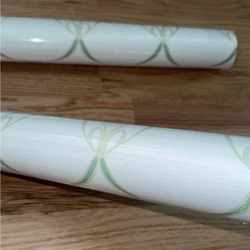 NEW 3 Rolls Scandinavia Pia Bergvall Lunden Green Bows‎ Wallpaper
